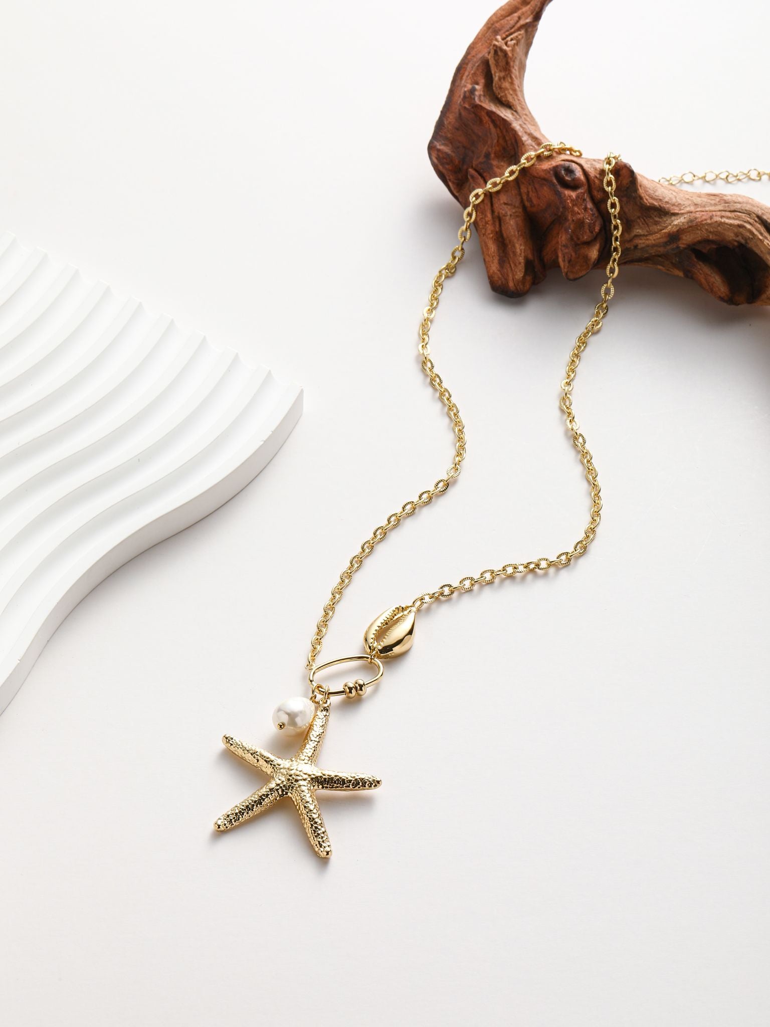 Collana con stella marina pedente