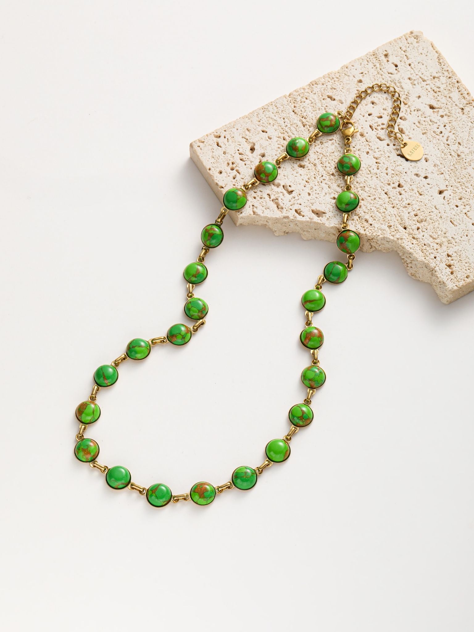 Collana in pietra turchese
