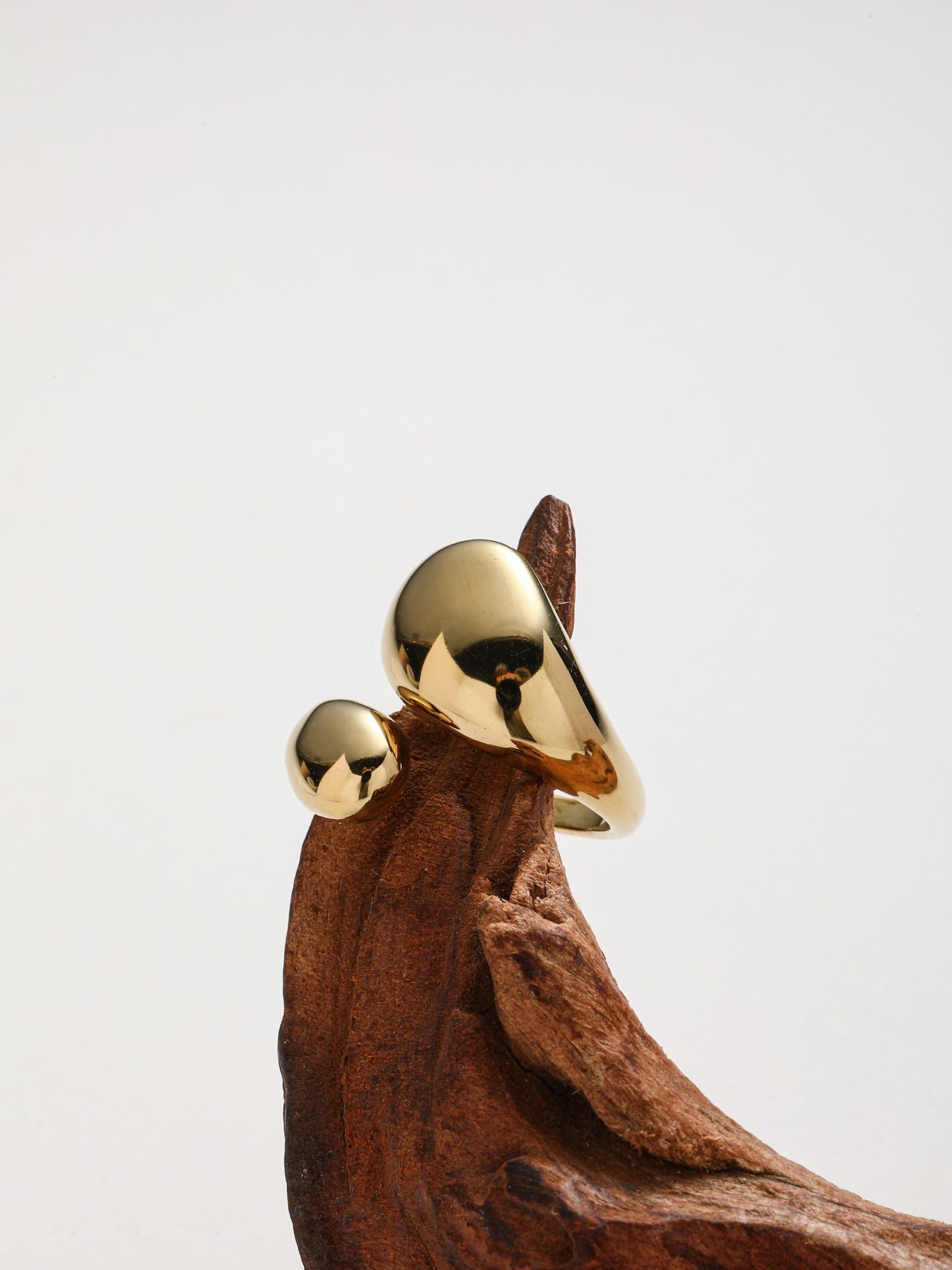 Anello forma goccia