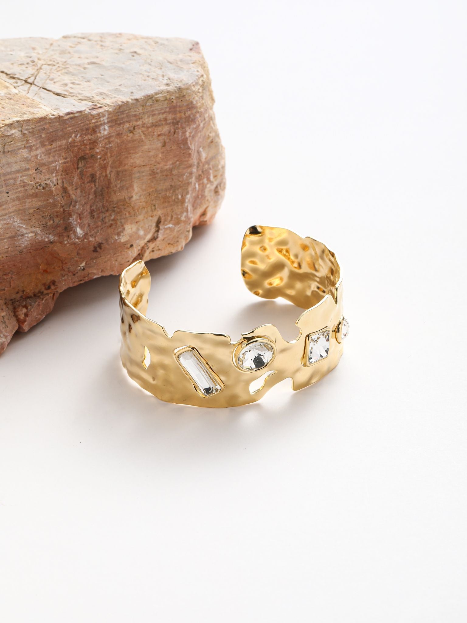 Bracciale rigito con diverse forme strass