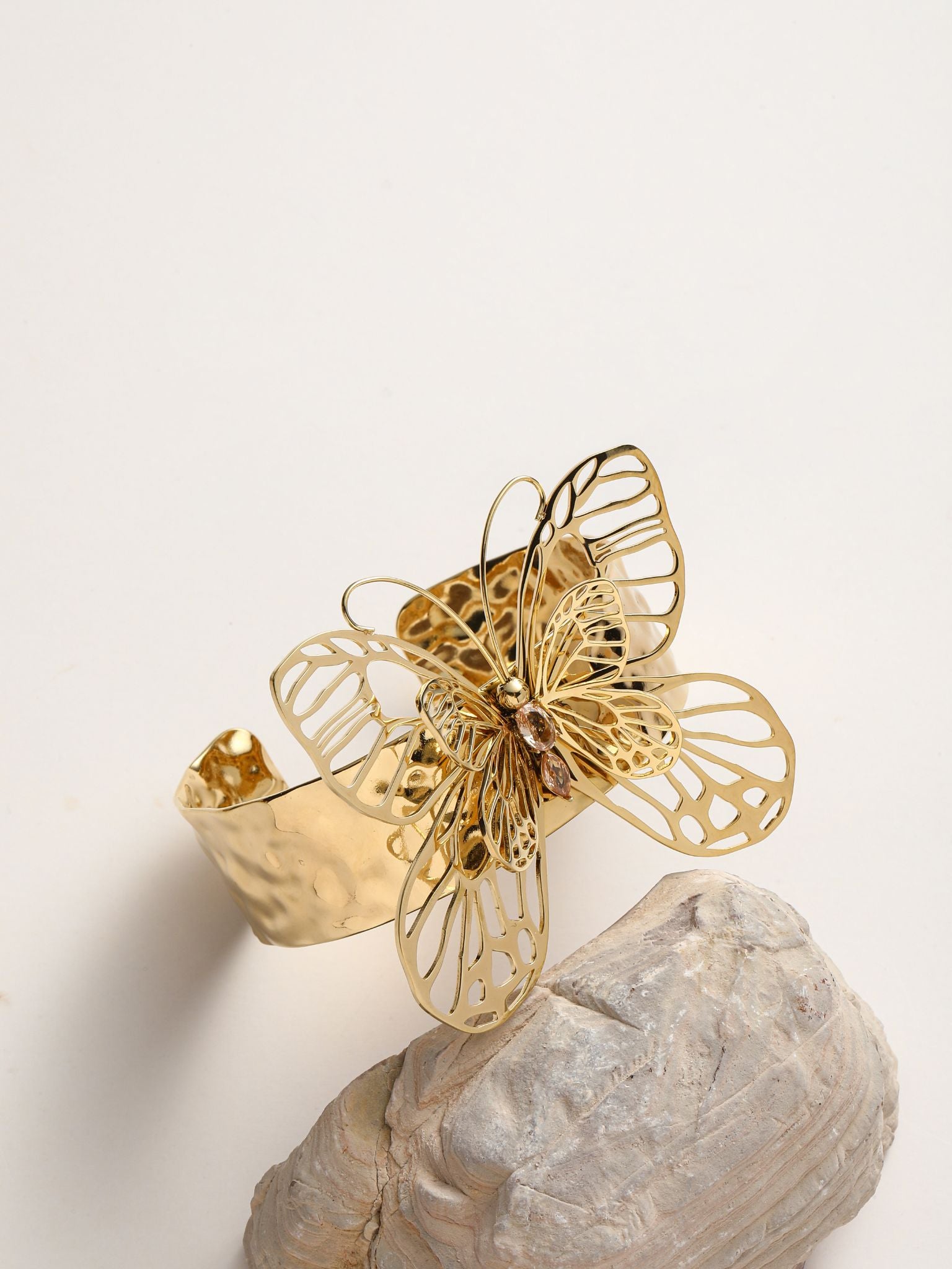 Bracciale rigido farfalla