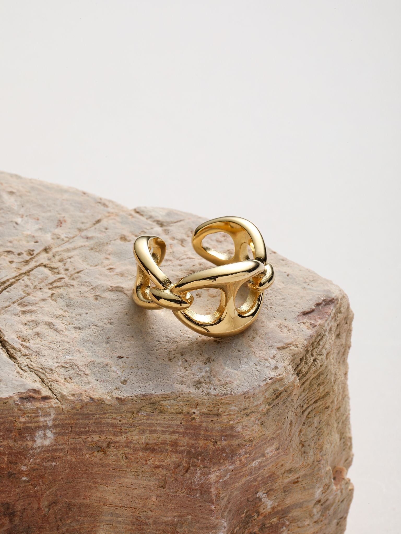 Anello a forma di catena