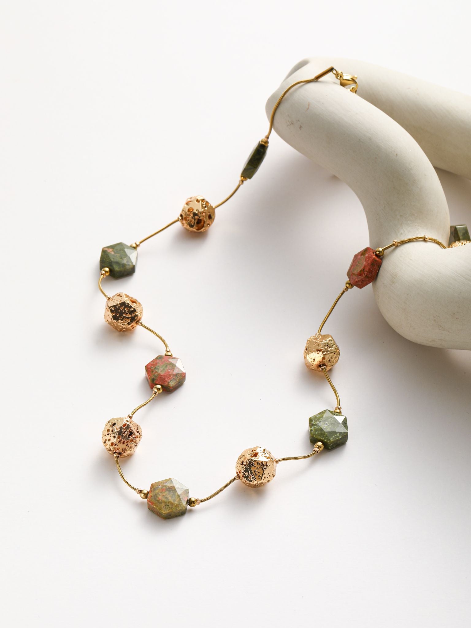 Collana in catena di serpente con pietra AGATA irr