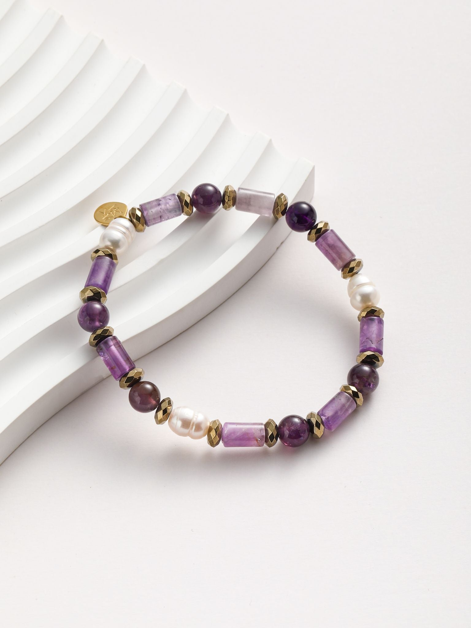 Bracciale perle fiume e pietra dura