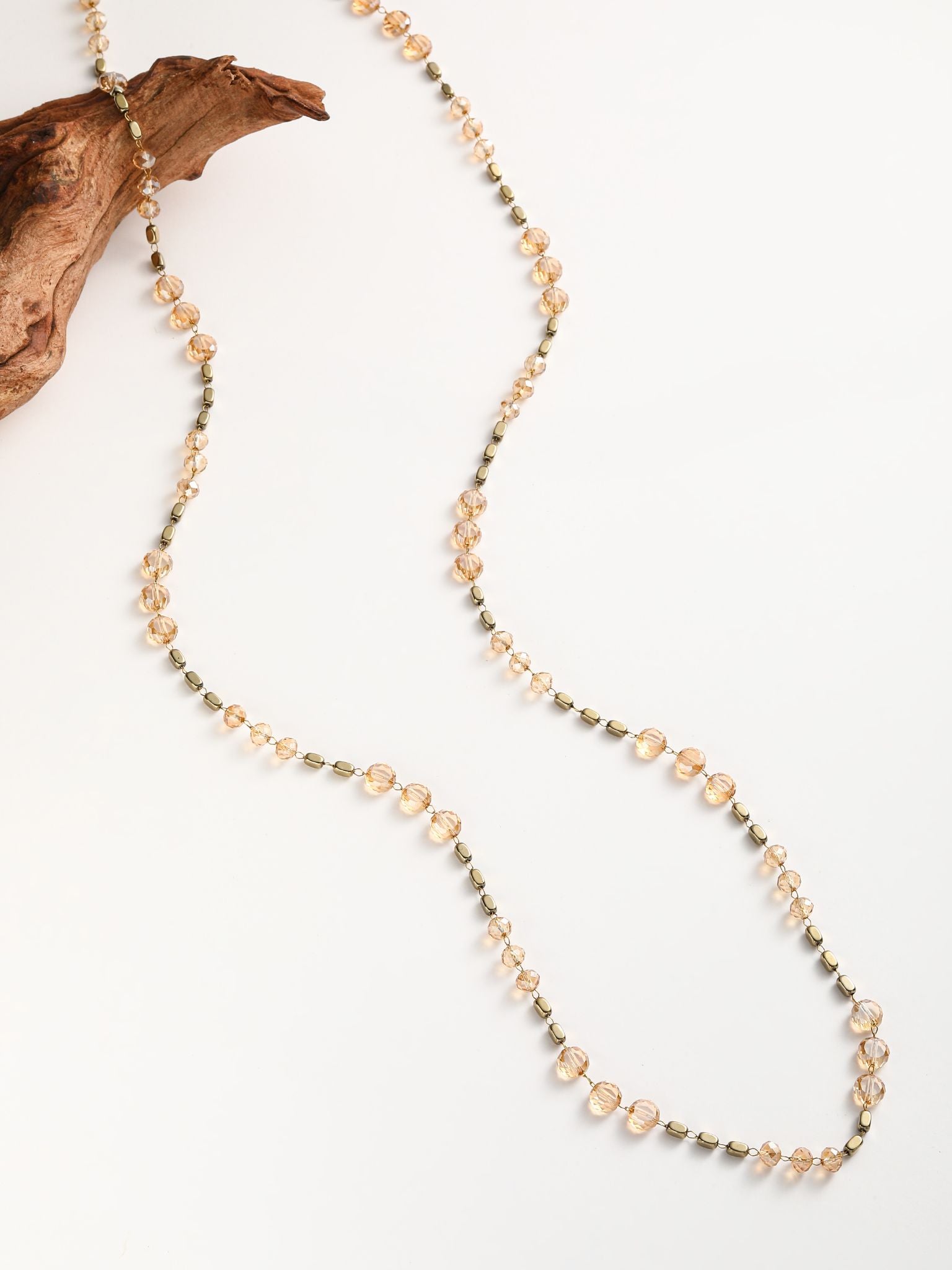 Collana in catena di cristalli