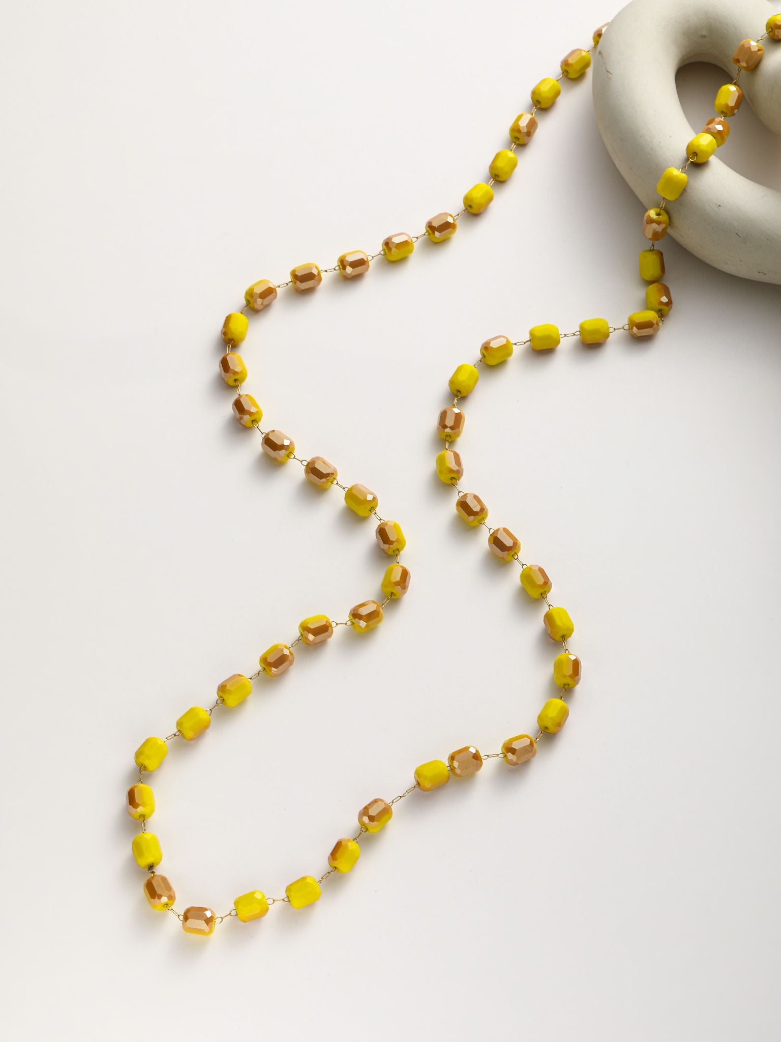 Collana in catena di cristalli quadrati