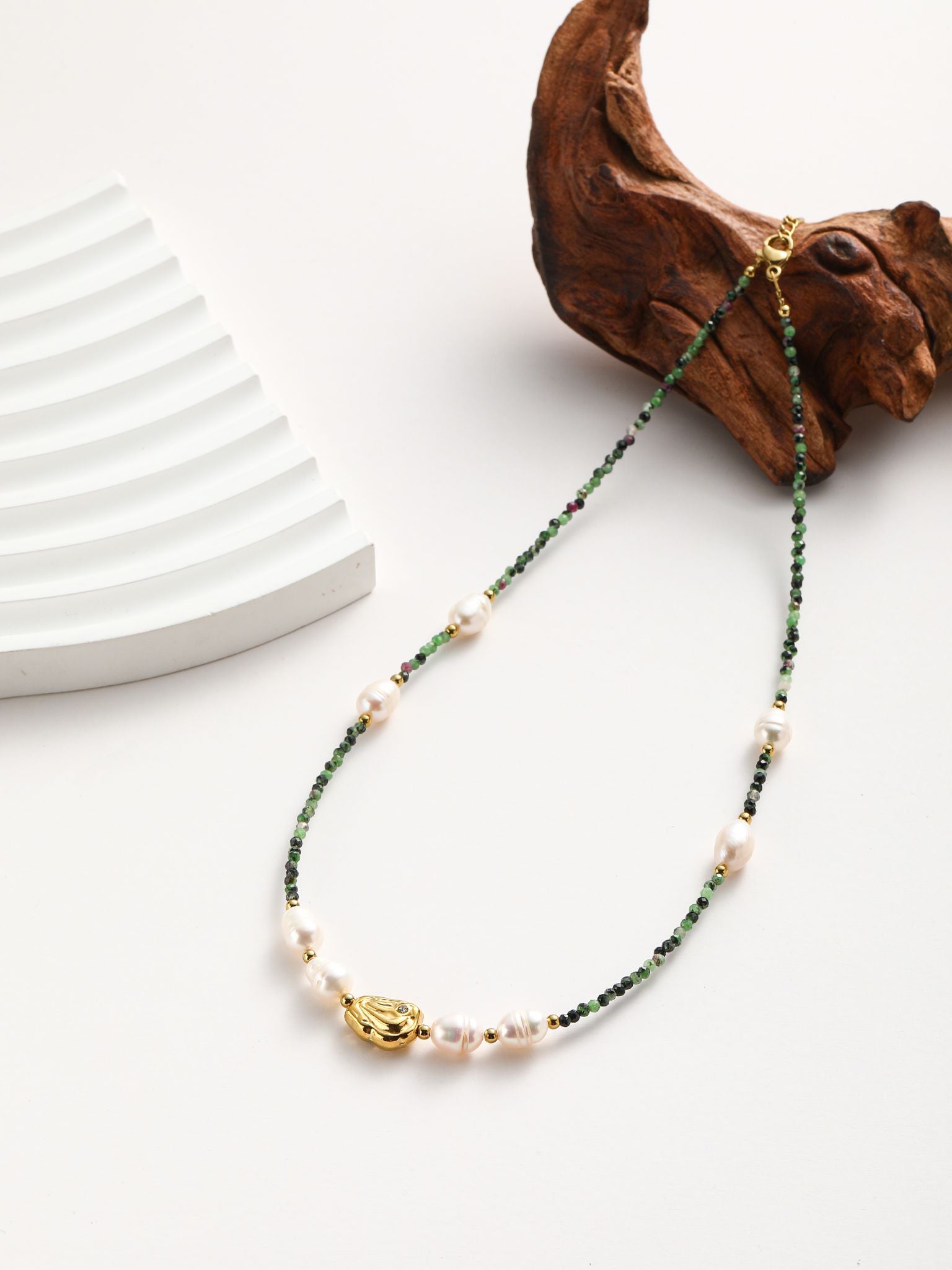 Collana perle fiume e pietra dura