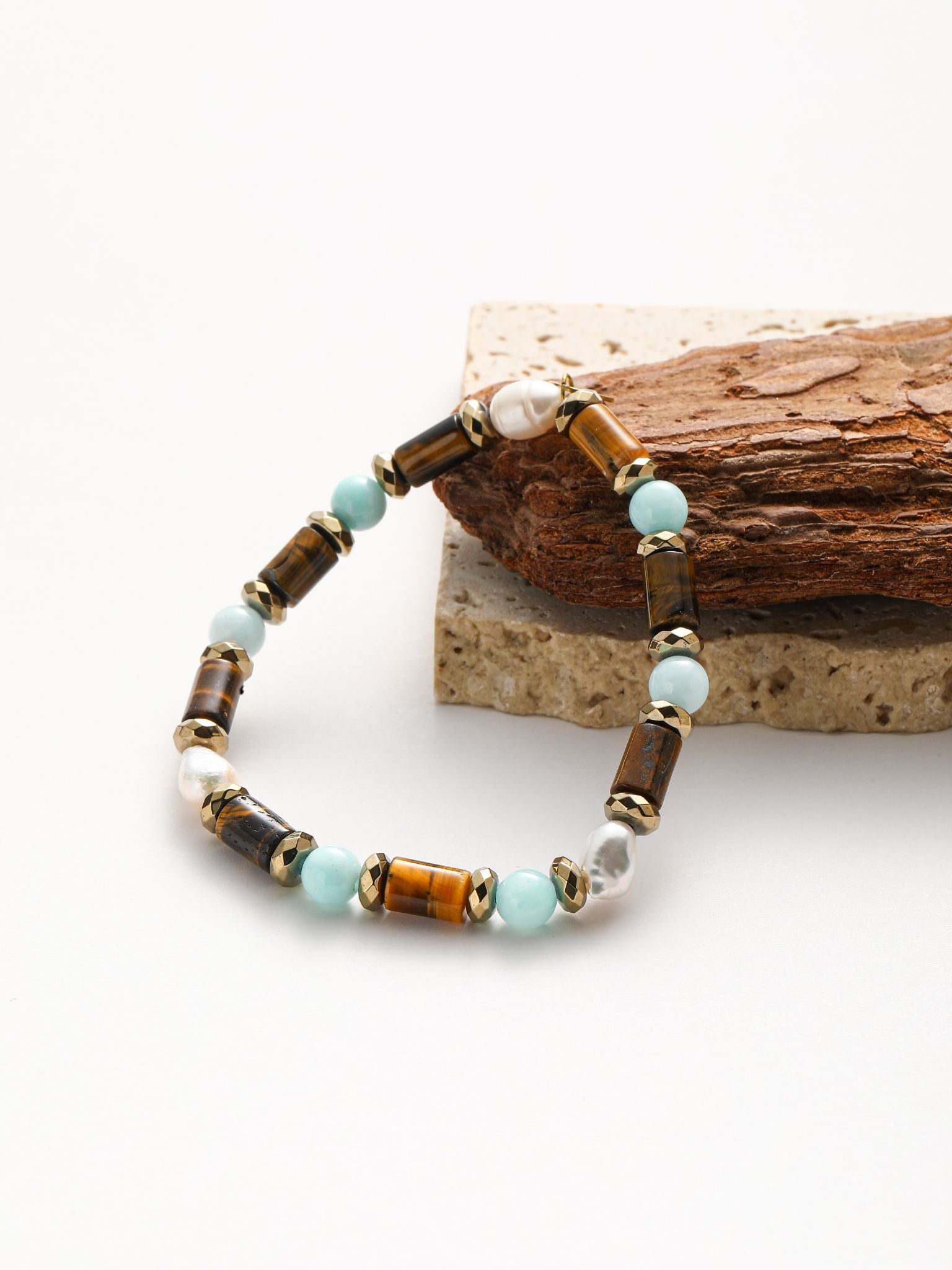 Bracciale perle fiume e pietra dura