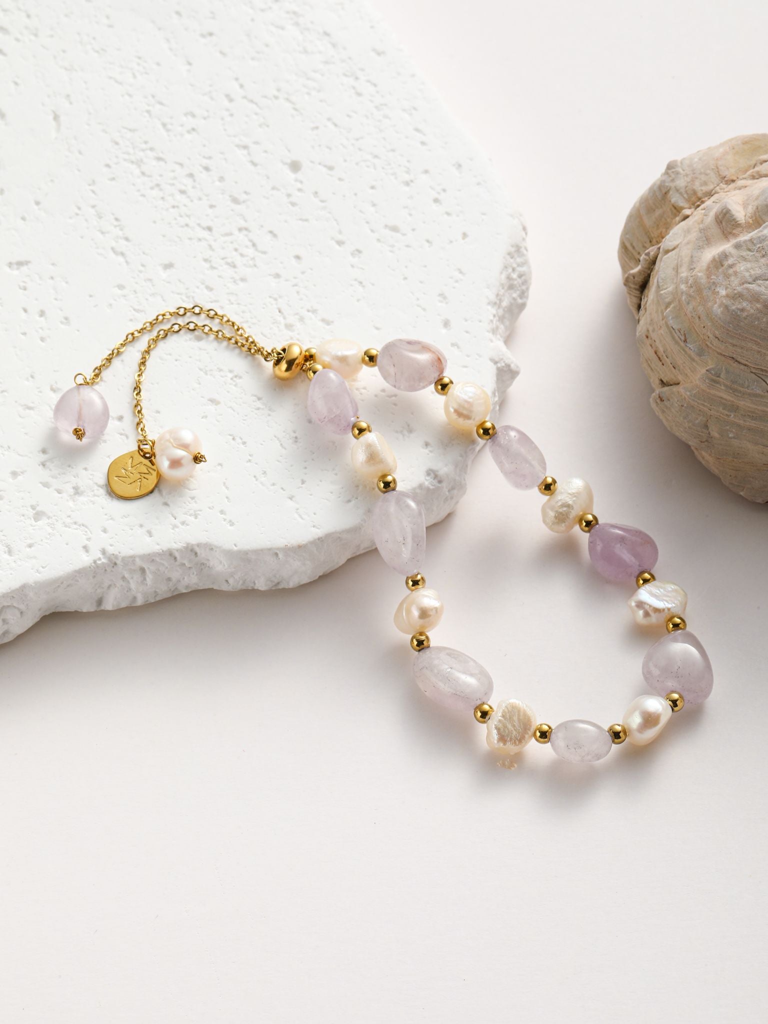 Bracciale perle fiume e pietra dura
