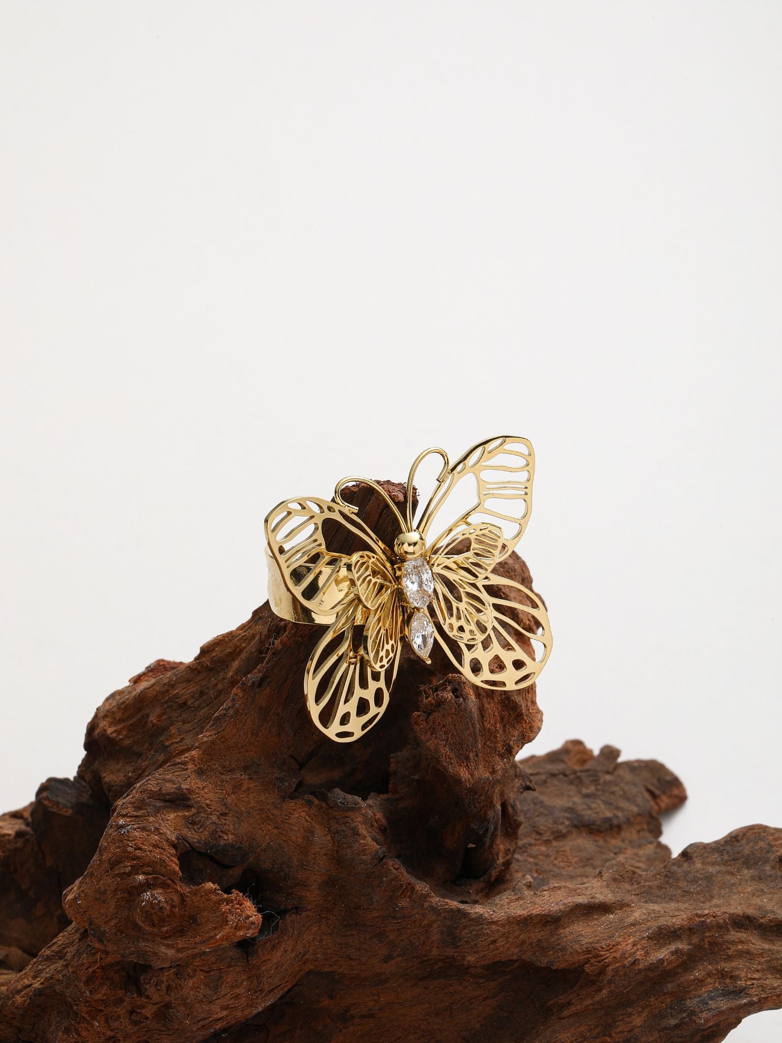 Anello in forma farfalla