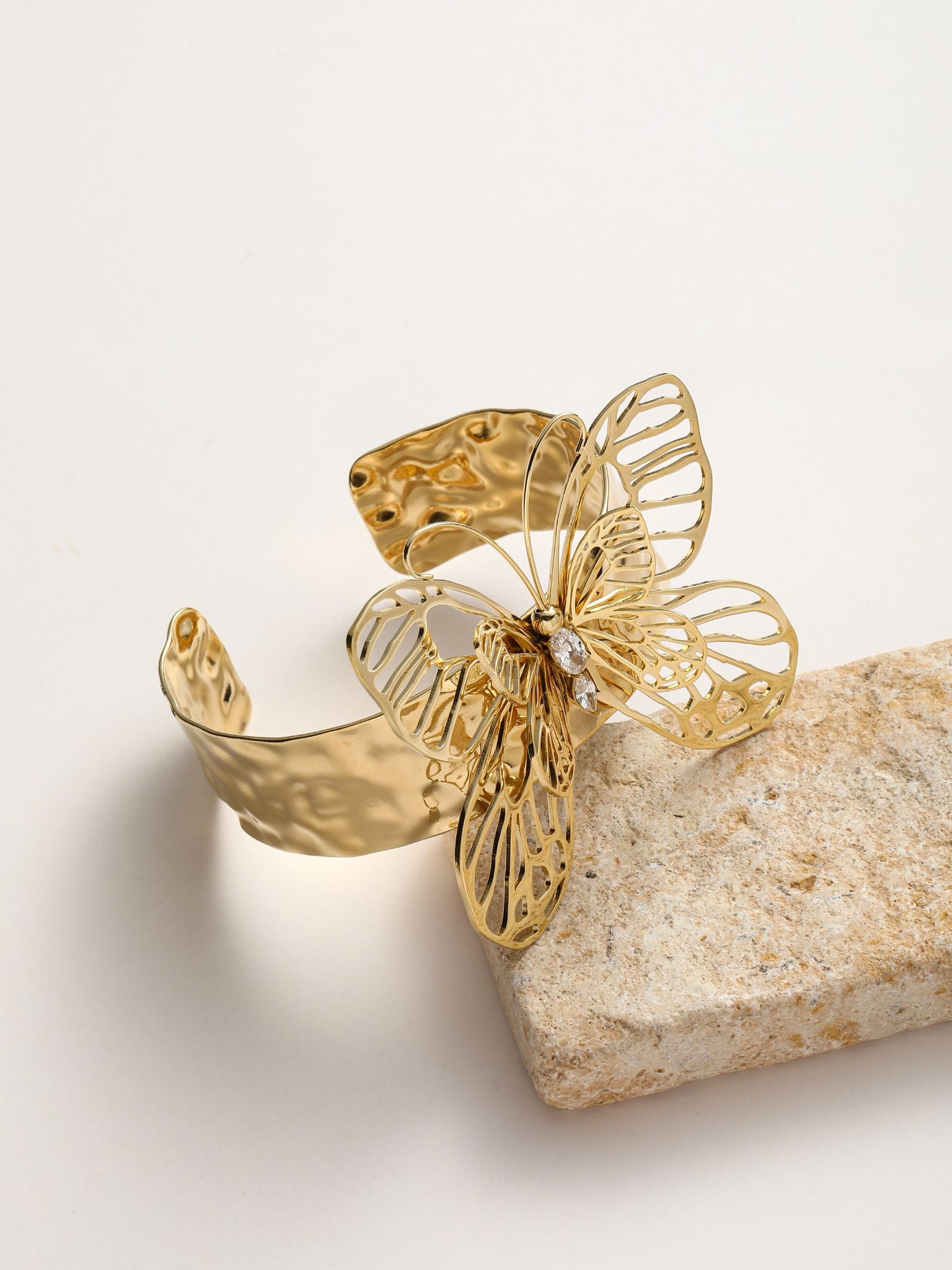 Bracciale rigido farfalla