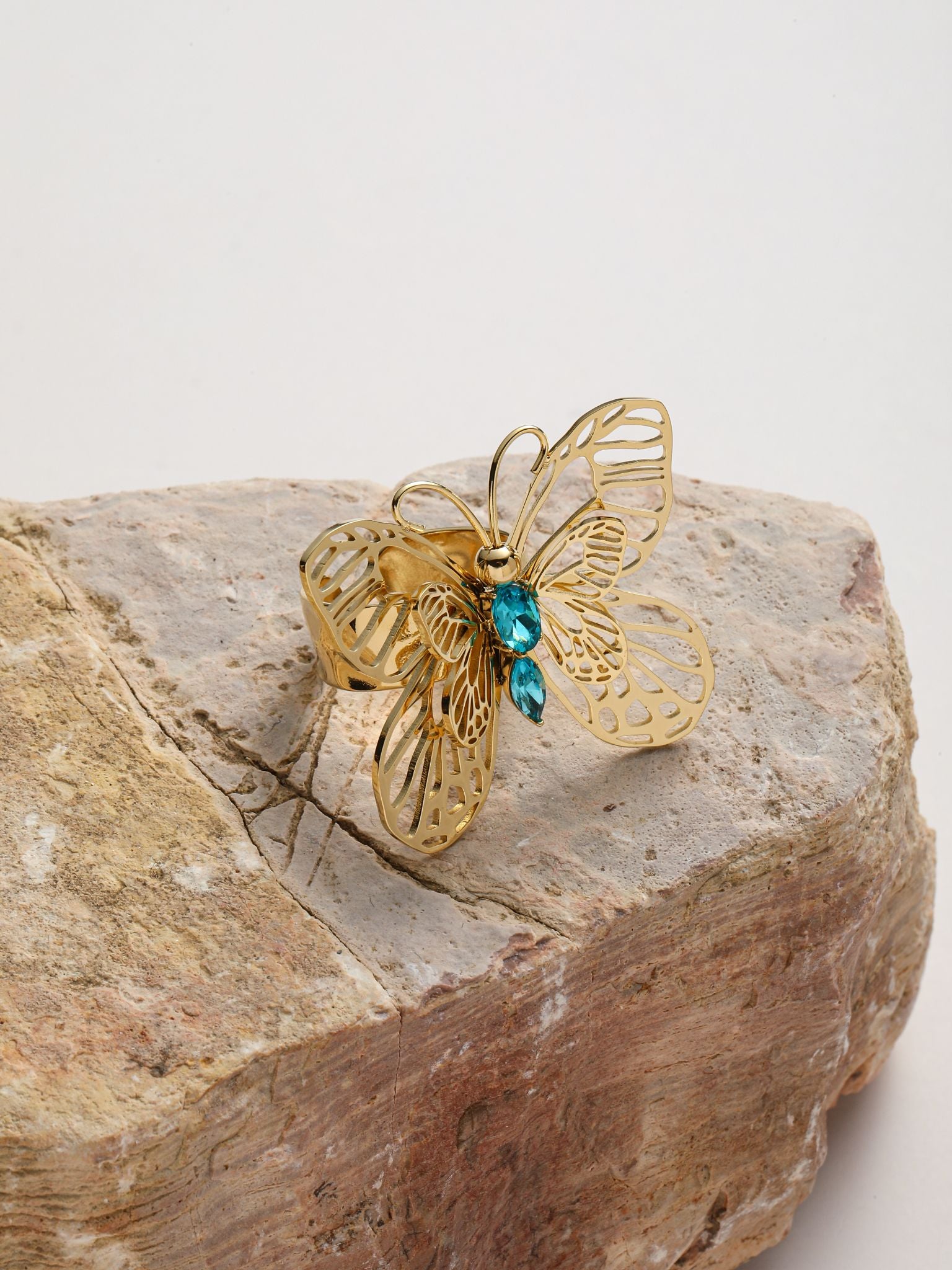 Anello in forma farfalla