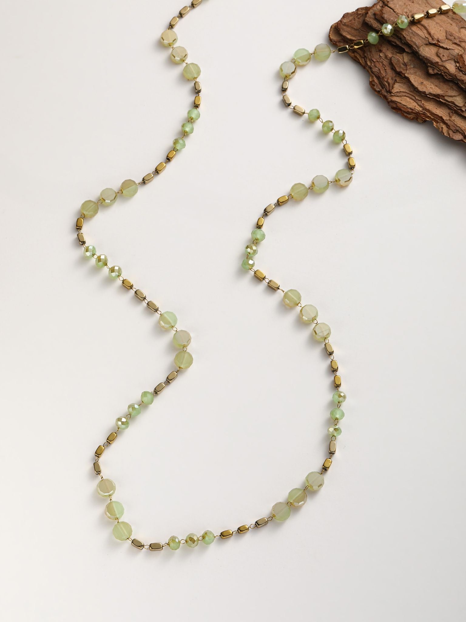 Collana in catena di cristalli
