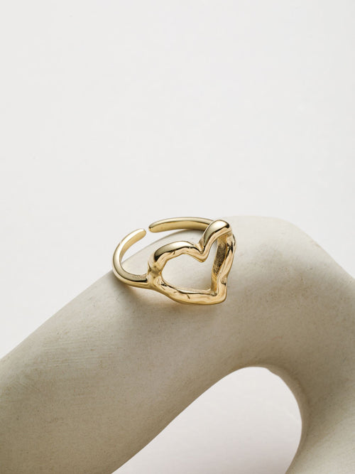 Anello a forma cuore