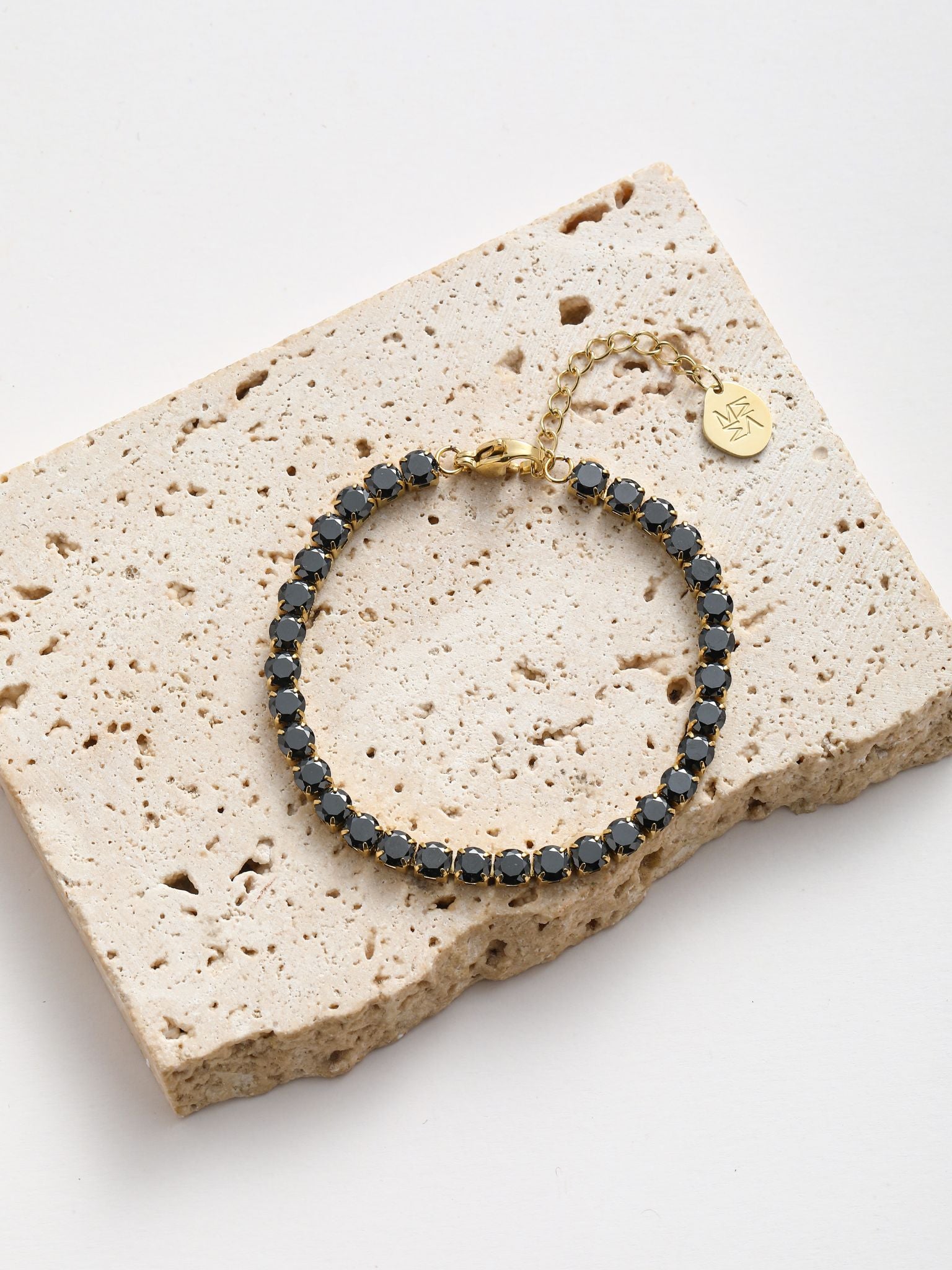 Bracciale a filo con zircone