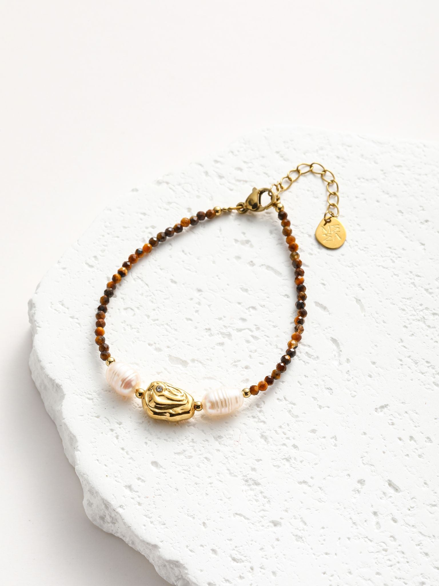Bracciale perle fiume e pietra dura