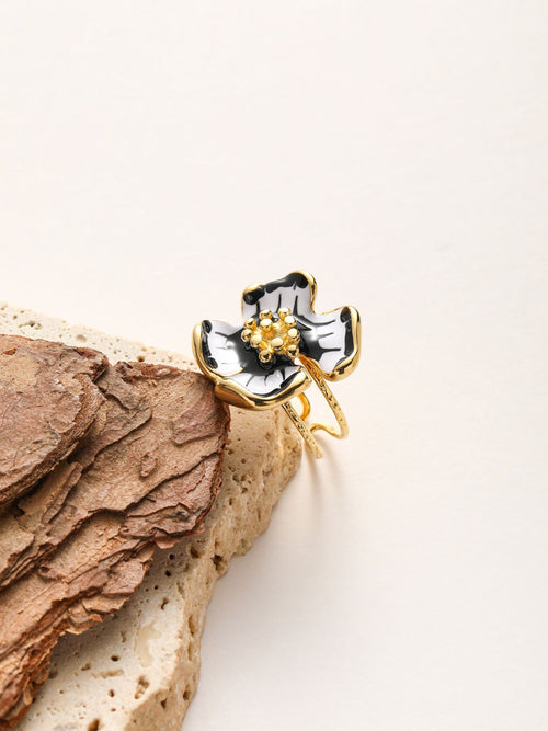 Anelllo fiore con smalto