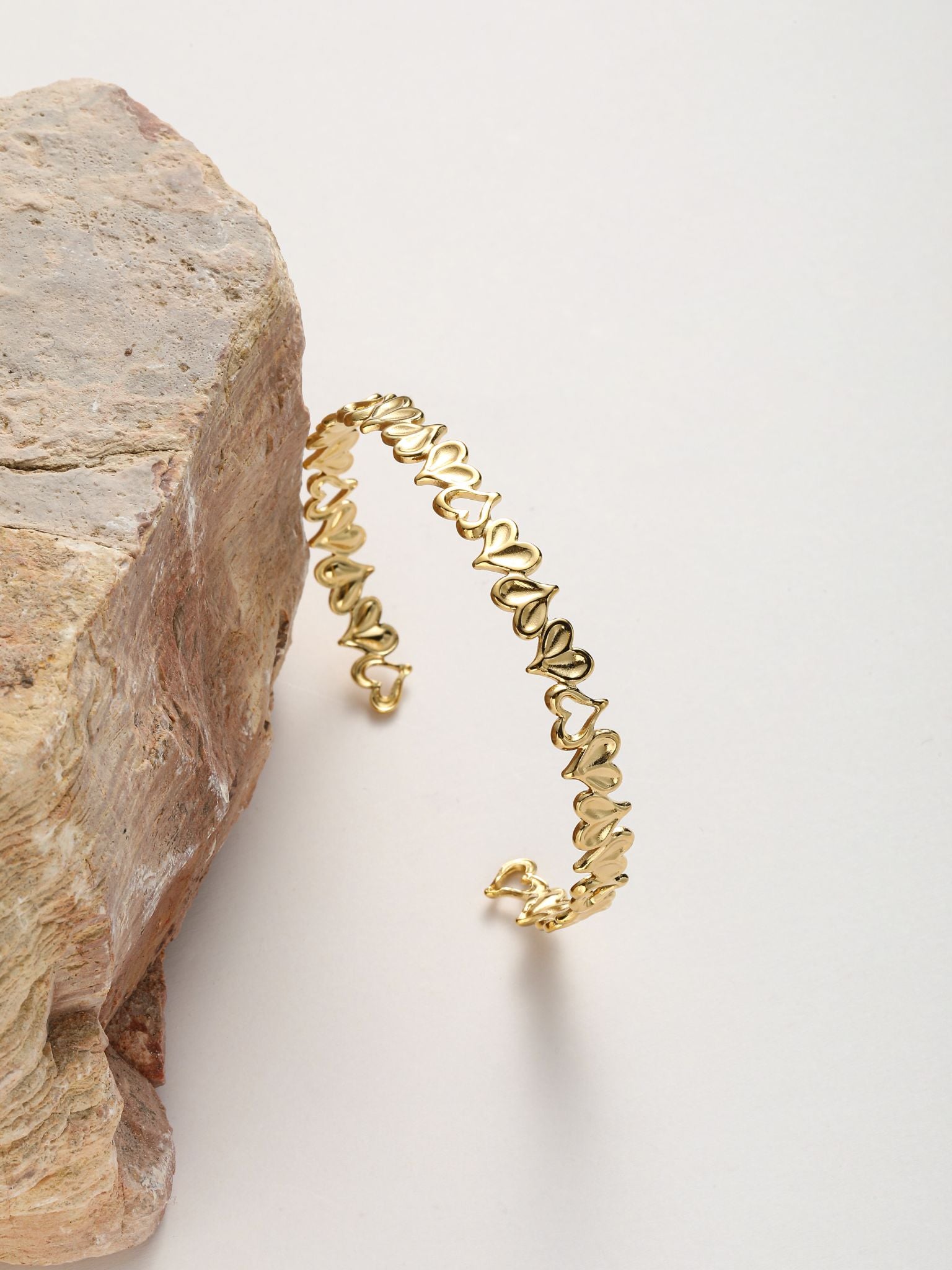 Bracciale rigido acciaio cuori