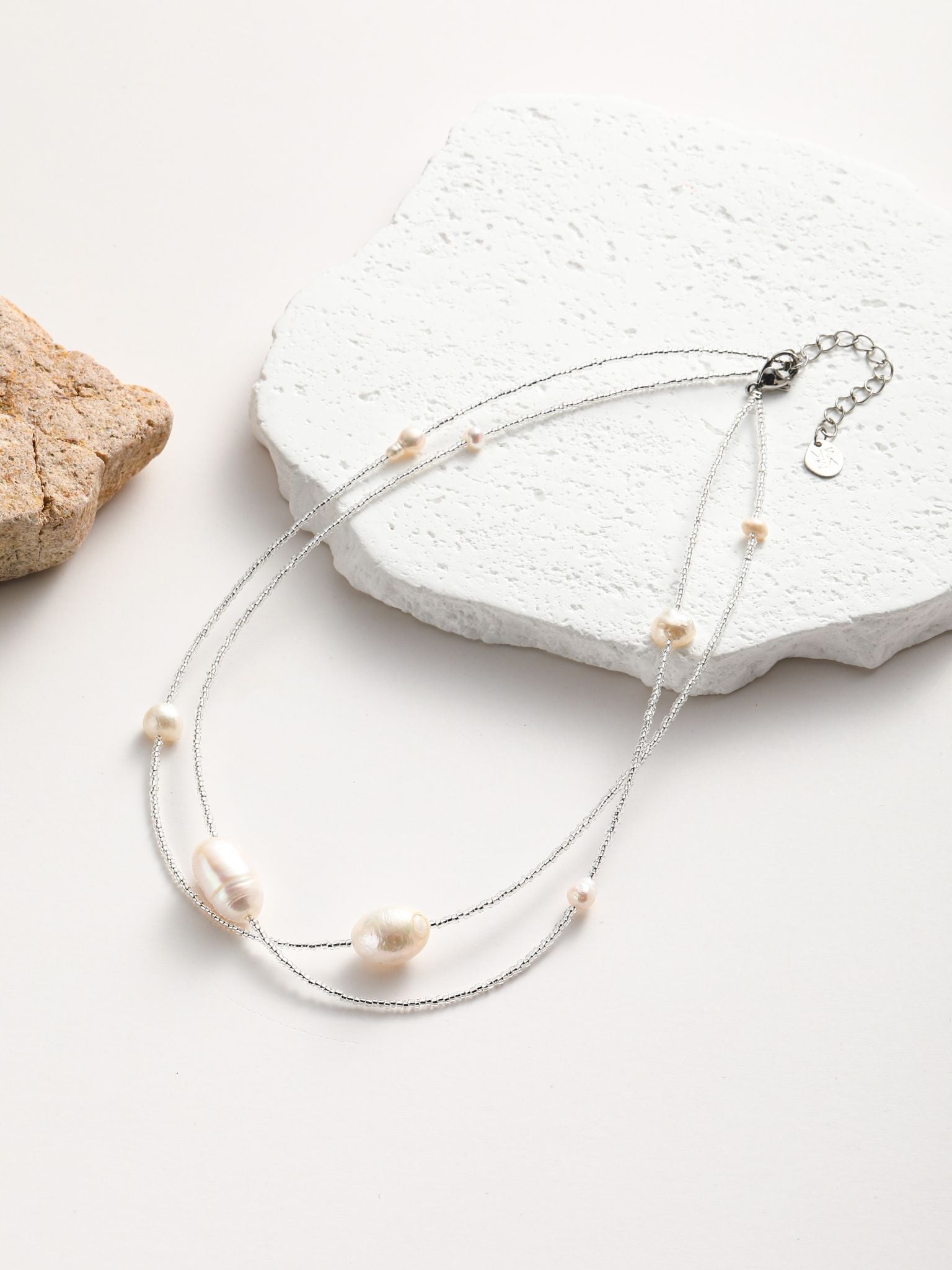 Collana in perle fiume e perline 2 strati